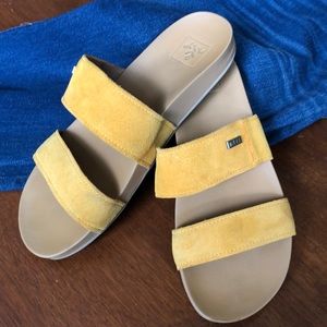 Leather upper/size 8 Sandals